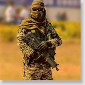 Membro do Garud Commando Force indiano