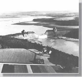 Represa com danos causados pelos "Dambusters"