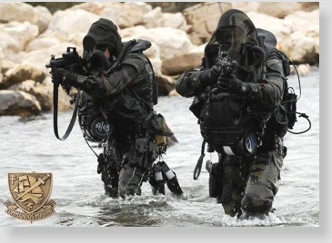 Mergulhadores de combate do Commandos Marine francês