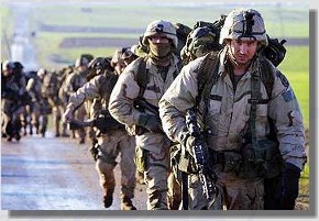 Pára-quedistas da 82a.Divisão  em atuação na Guerra do Golfo.